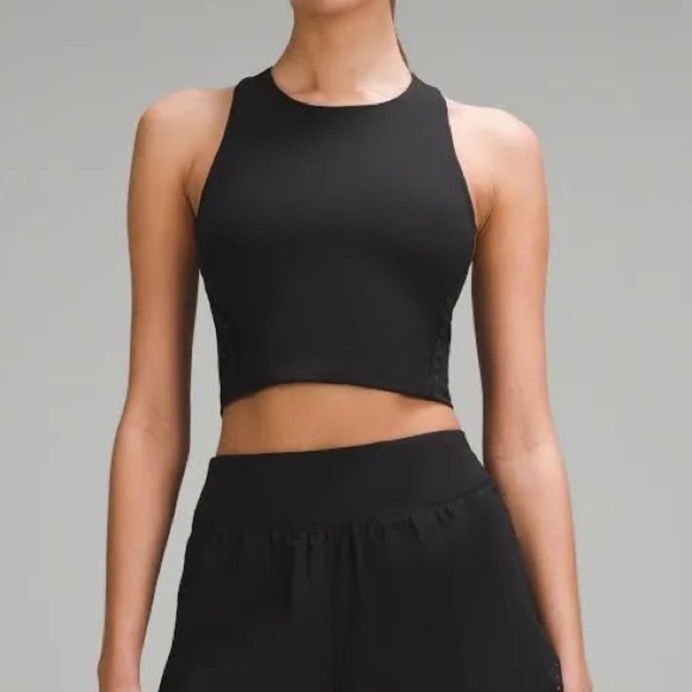 Lululemon black sleeveless crop top
